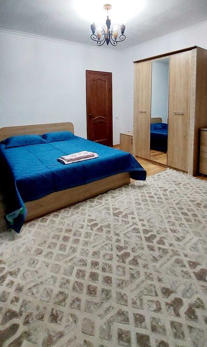 Посуточно свежий ремонт 4 комн.