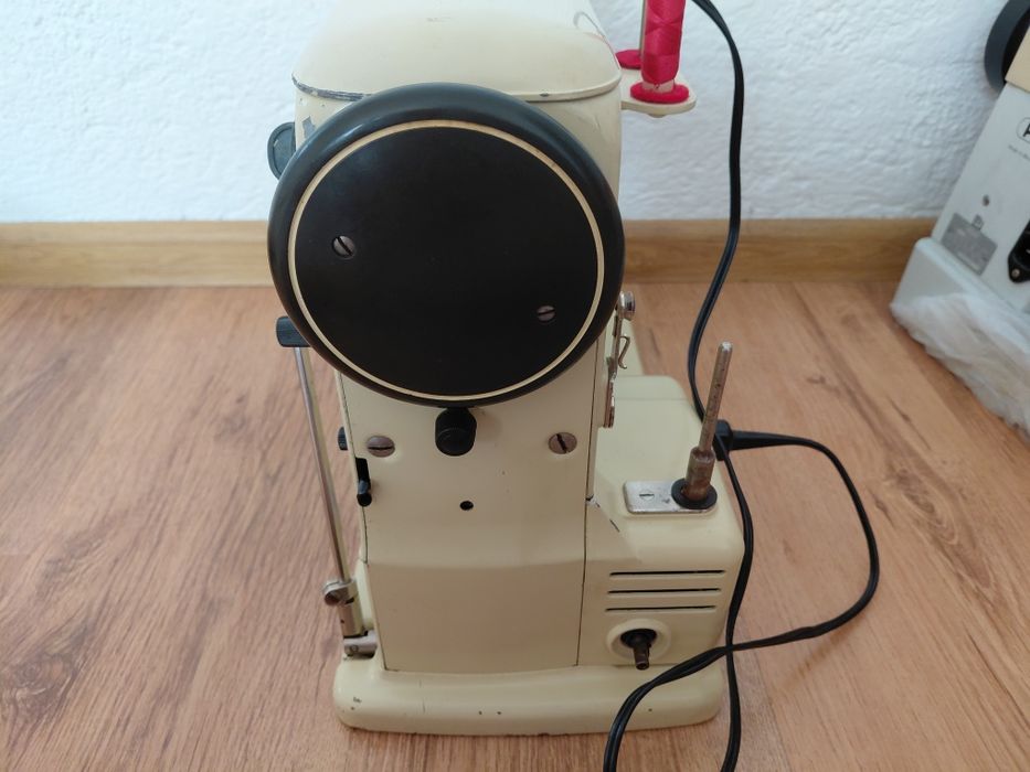 Шевна машина Bernina 530