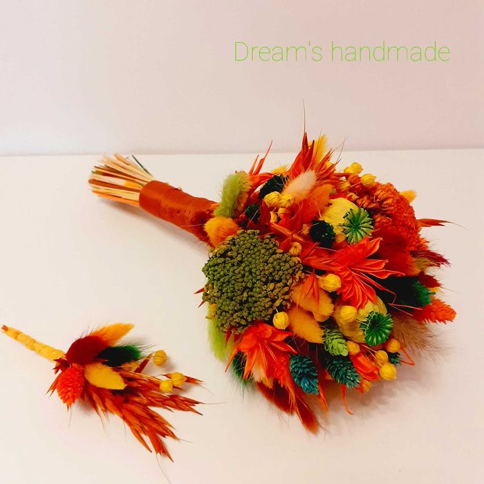 Vand buchete nunta, lumanari nunta, botez, voalete, marturii