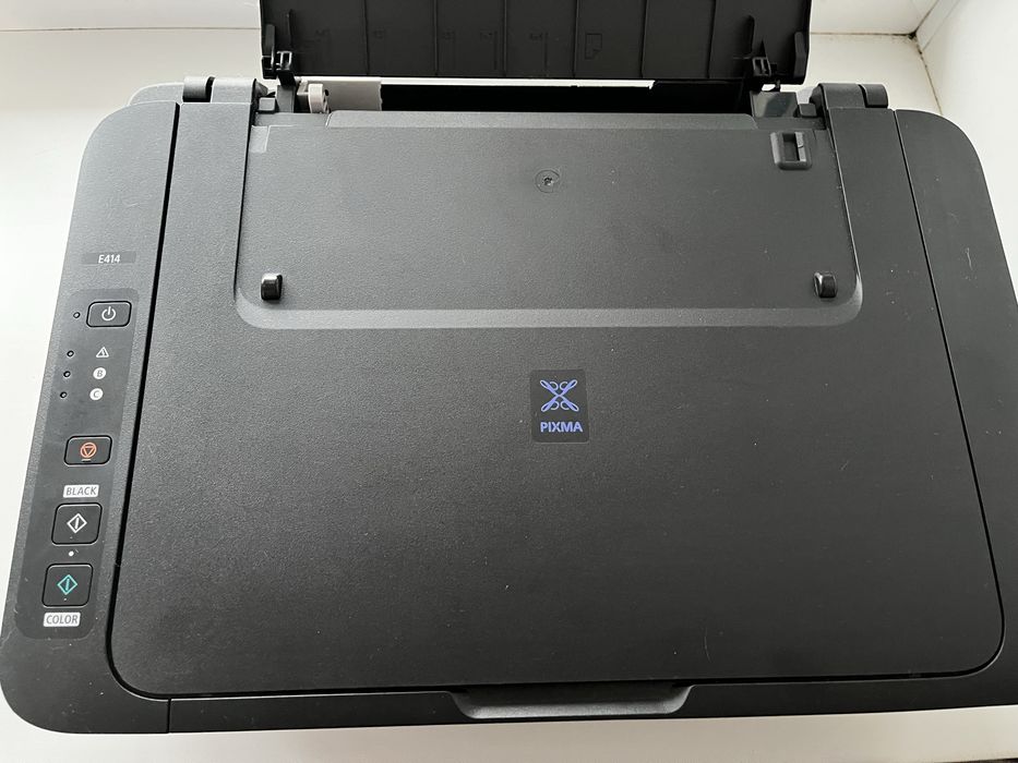 Продам принтер цветной canon