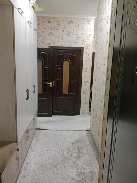 Sotiladi 3 xonali zamonaviy kvartira