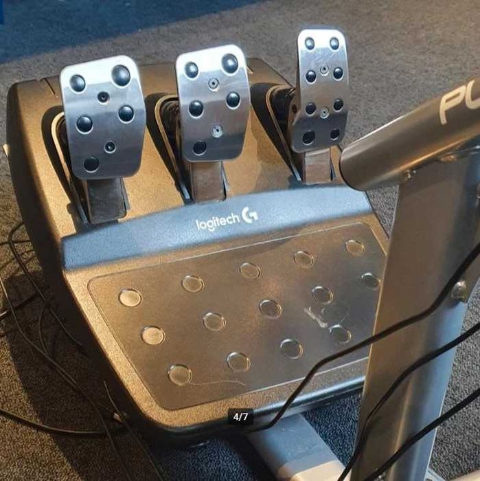 Simulator curse complet: Playseat Evolution + volan Logitech G29