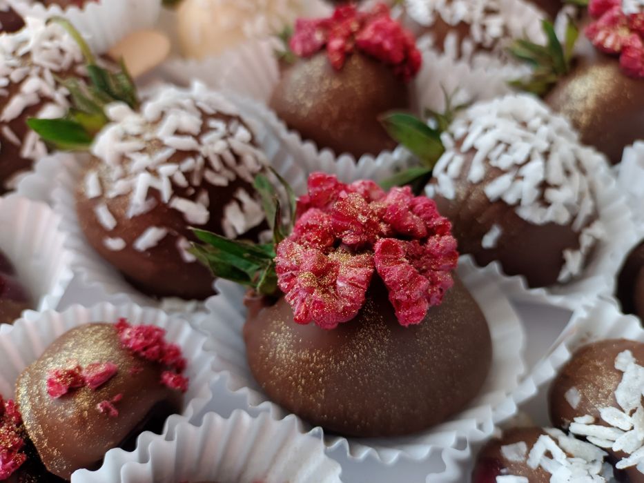 Клубника в шоколаде на заказ