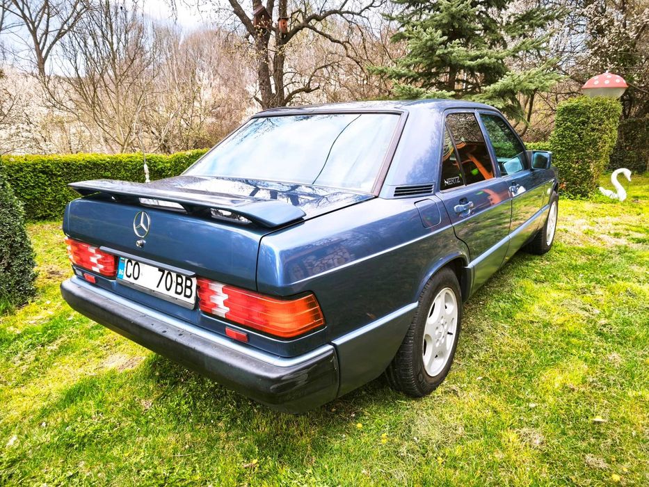 Mercedes-Benz 190 2.0D