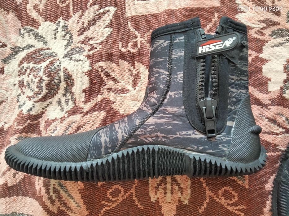 Продам обувь для острой поверхности.