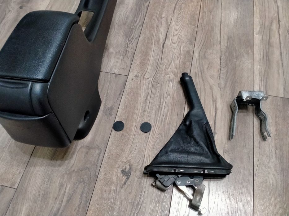 Подлокотник пассат б3 б4