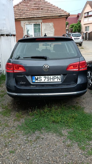 VOLKSWAGEN Passat 2012 — imagine 3