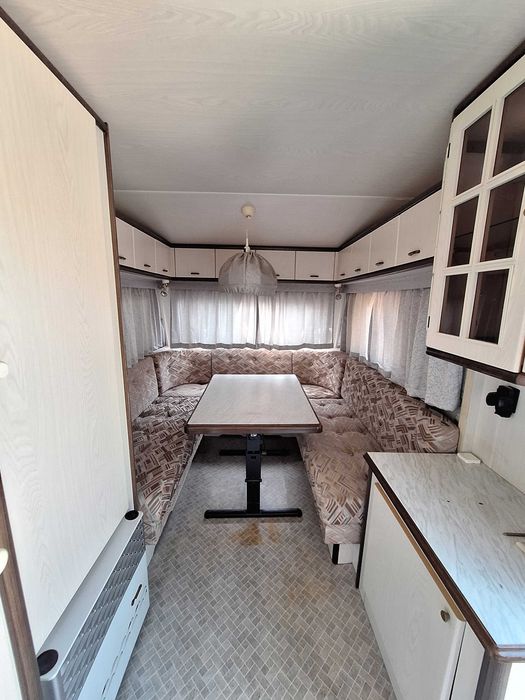Rulota Camping Hobby 400 C