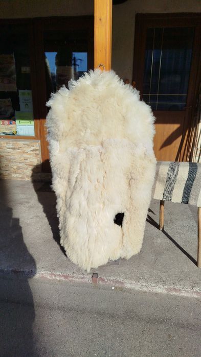 Confecționăm Cojoace. Sariche .Bitusi .Bunde Ciobănești