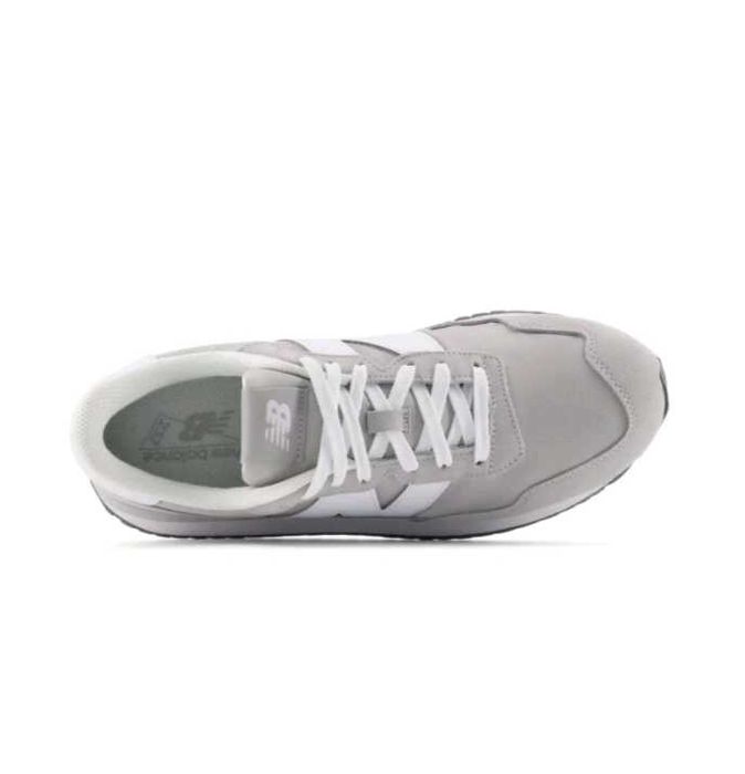 New Balance кроссовки