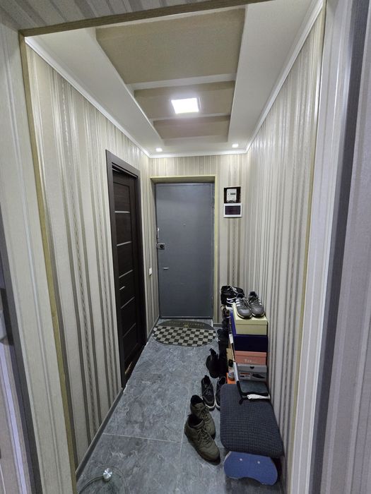 Своя новомосковская 2в3 комн 2 этаж 4х этажка кирпич балкон 2×6 м 52м2