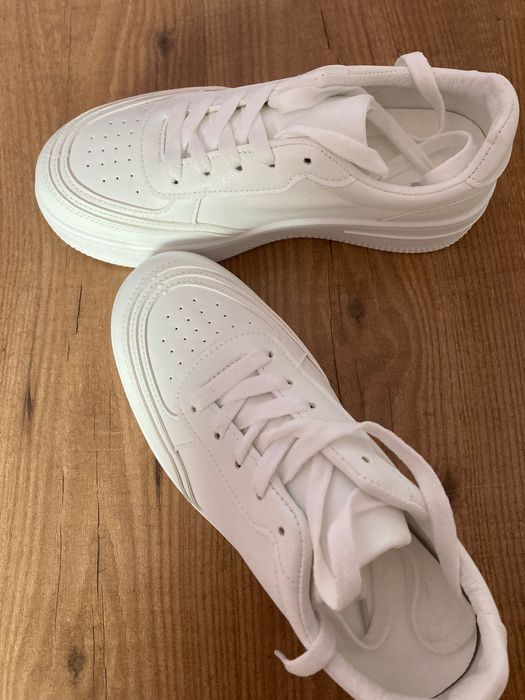 Дамски маратонки