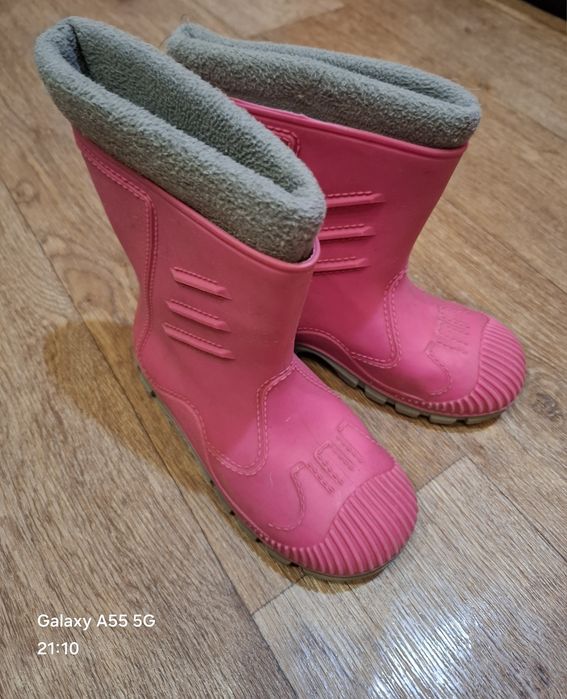 Продам сапоги резиновые для девочки