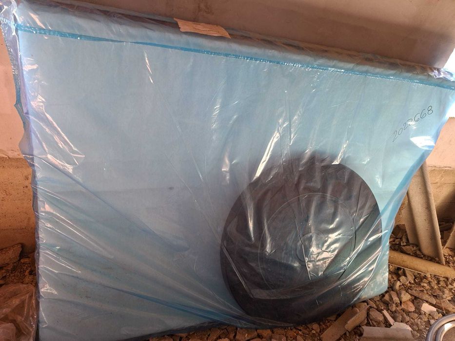 Vand urgent!!! Puffer plus înveliș nou pentru mentinerea îndelungata a apei calde