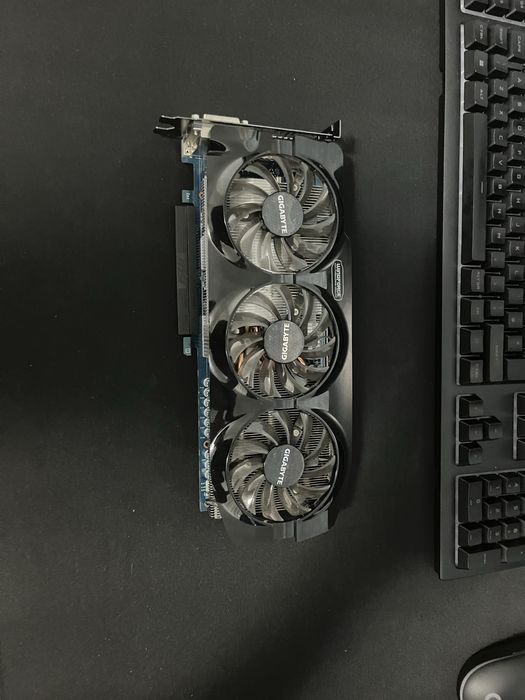 Placa video gtx680 2gb