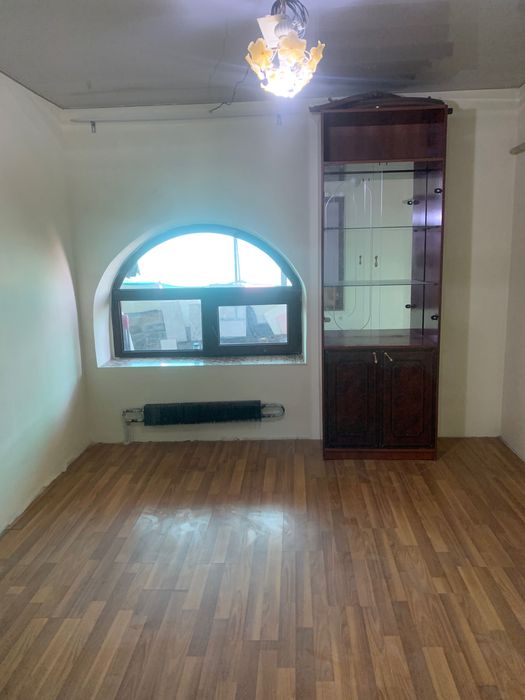 Комната с балконом кухня возле метро