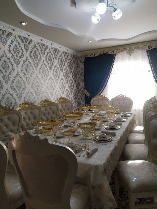 Столы и стулья 12