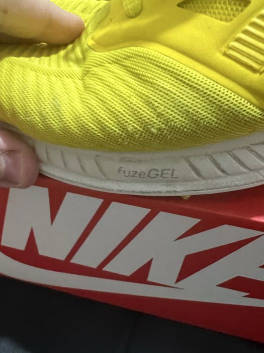 Маратонки Asics