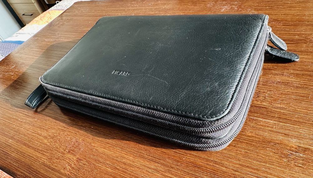 Продам барсетку Picard