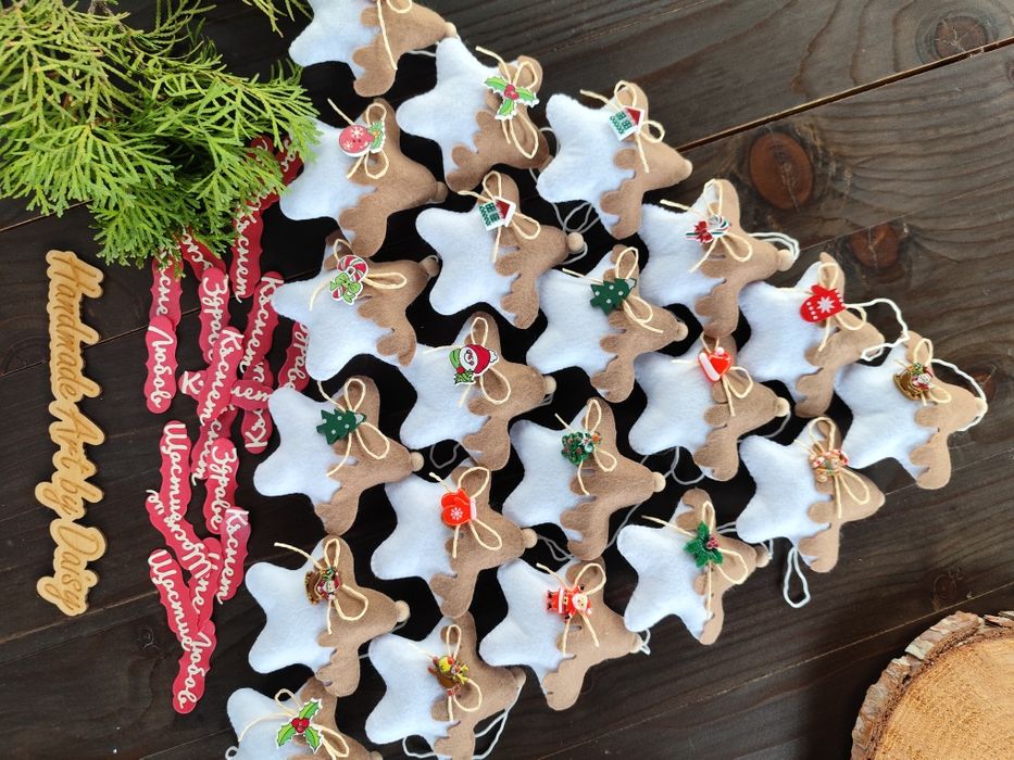 Коледни звезди от филц