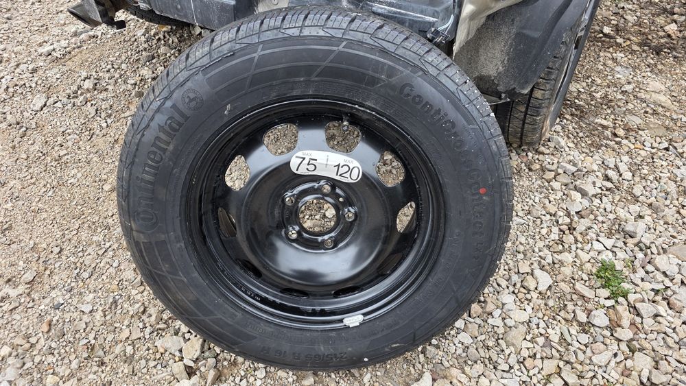 Dacia Duster 1.6i 115hp 2018 На части