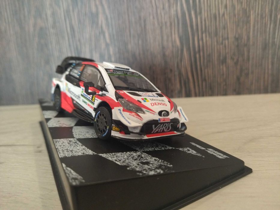 Метална количка Toyota Yaris WRC !!!