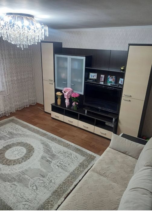 Продам современную стенку