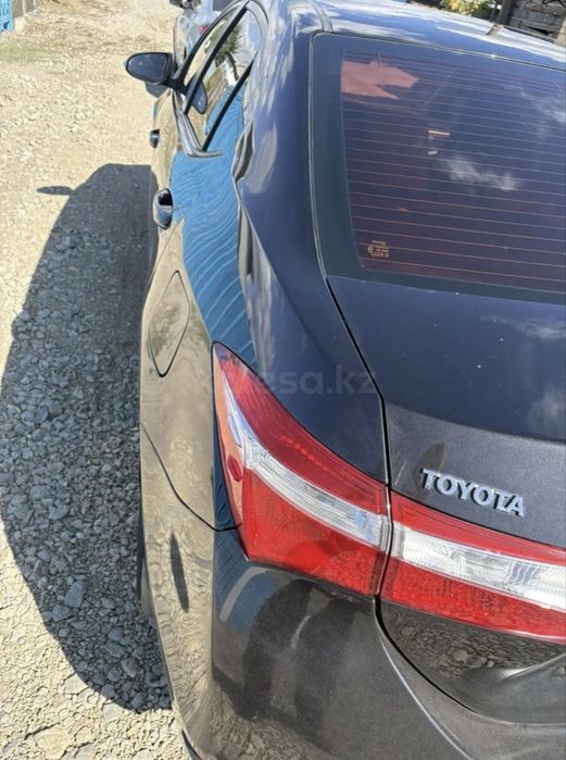 Toyota corolla 2013