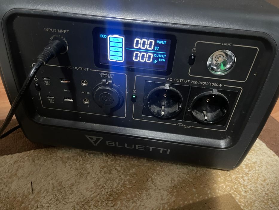 Power station bluetti eb70,