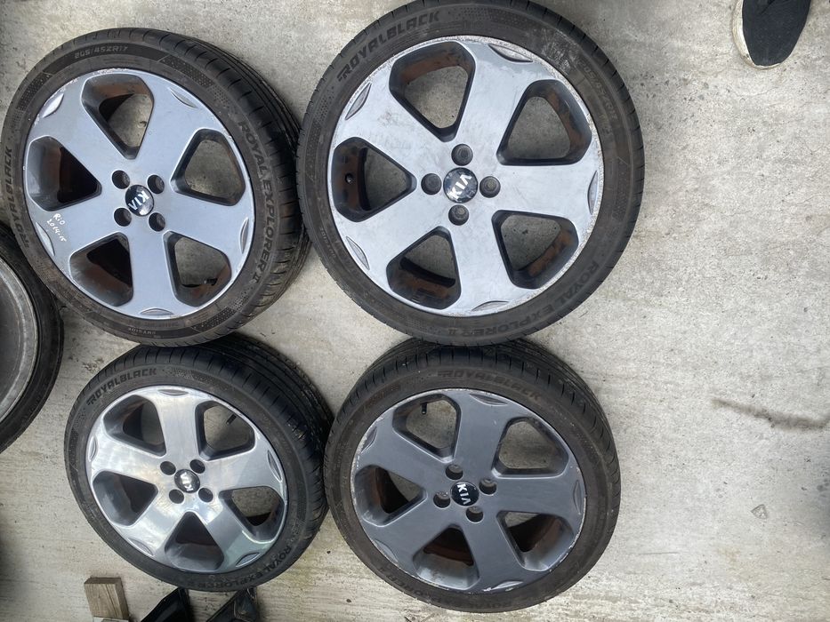 Jante Aliaj R17 Kia Rio+Anvelope Vara 2015 205/45 R17 profil 7-8mm