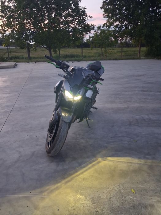 Kawasaki z 900 2025