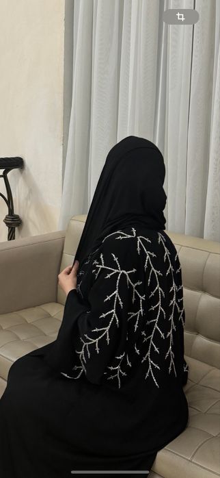 Продаю абаю вечернее платье