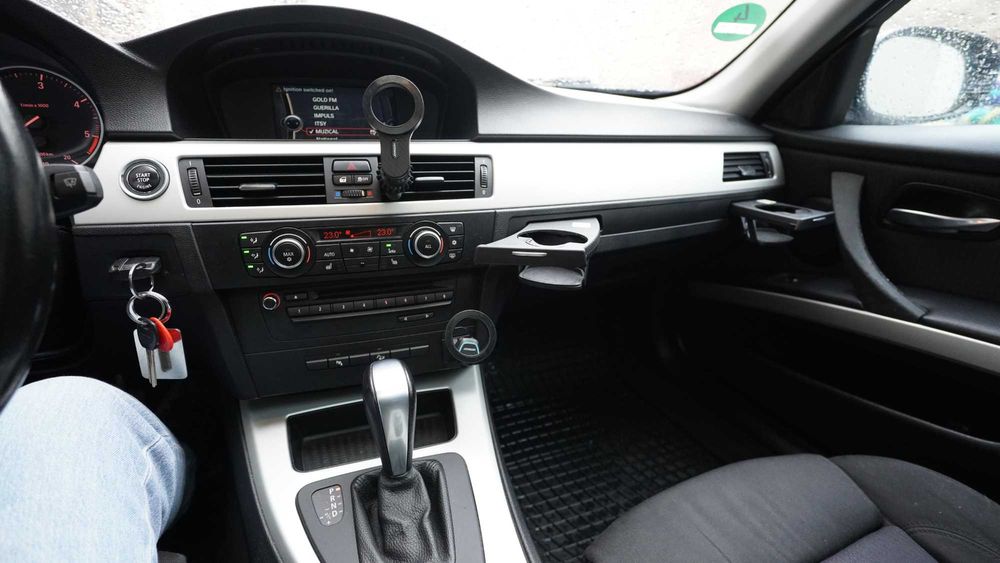 BMW Seria 320 xDrive 2011 | Webasto | Panoramic | Proprietar