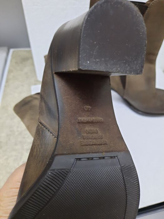 Vand cizme scurte dama  (botine ) piele naturala