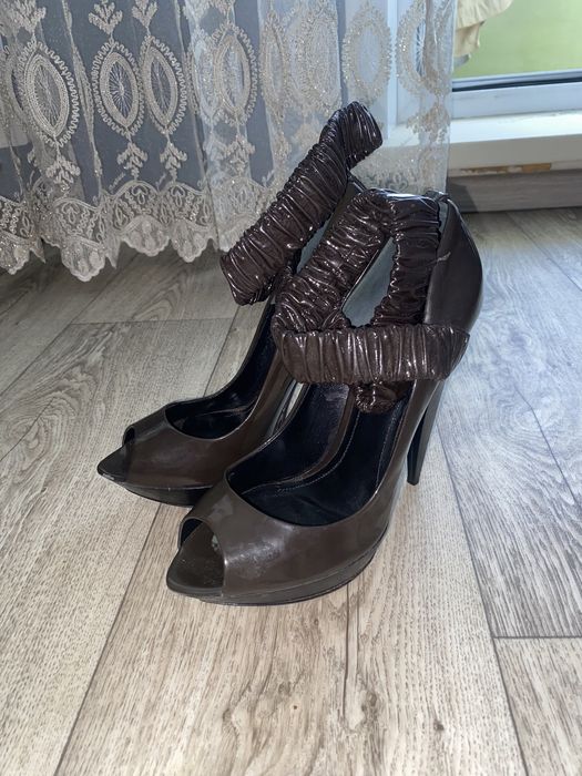 туфли burberry, каблуки, кожа