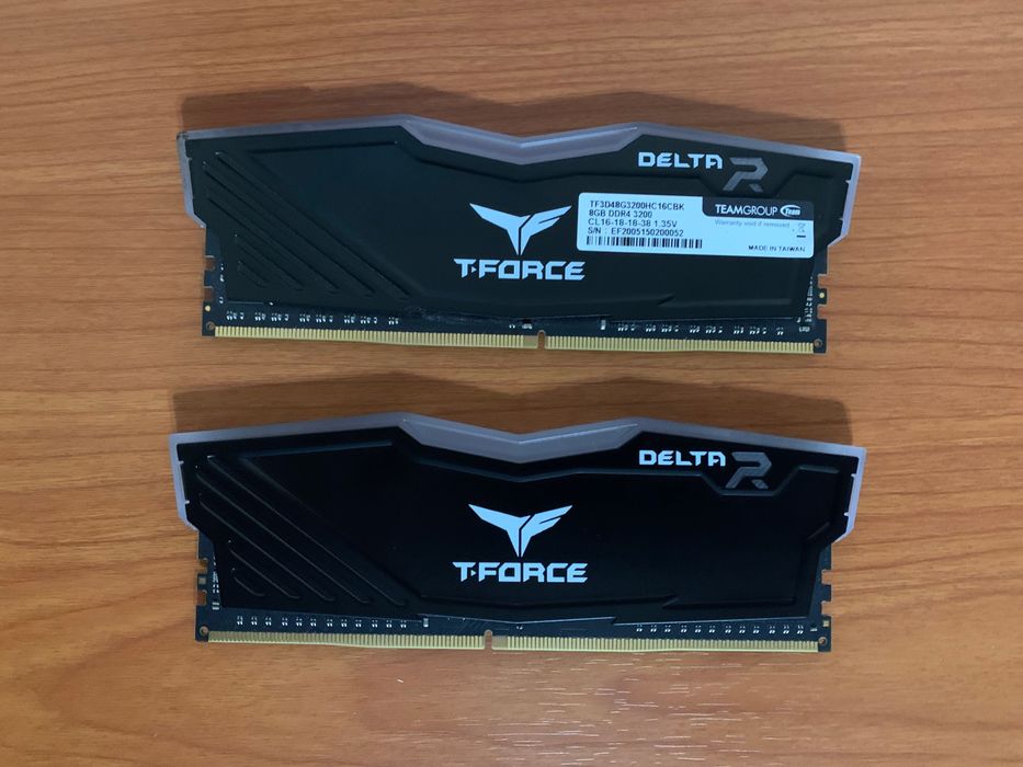 Team Group T-FORCE DELTA RGB 16GB (2x8GB) DDR4 3200Mhz