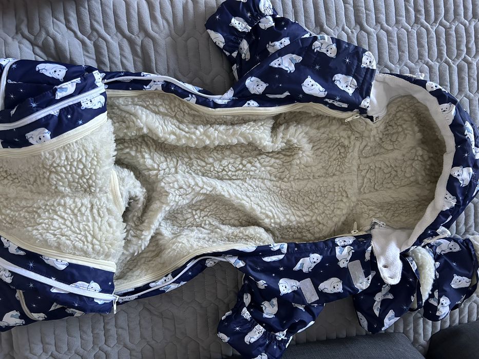 Продам детский комбинезон-трансформер