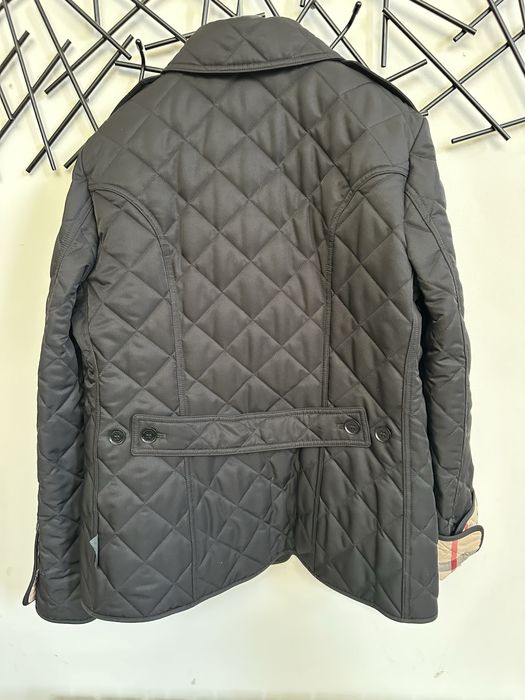 Оригинално Burberry яке, L