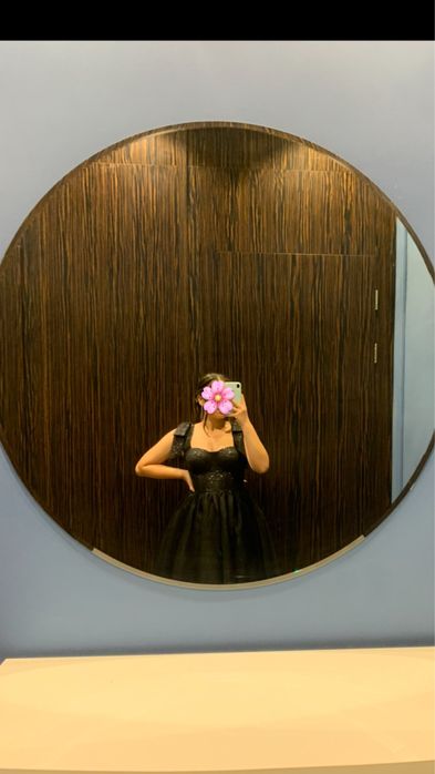 Черное праздничное платье