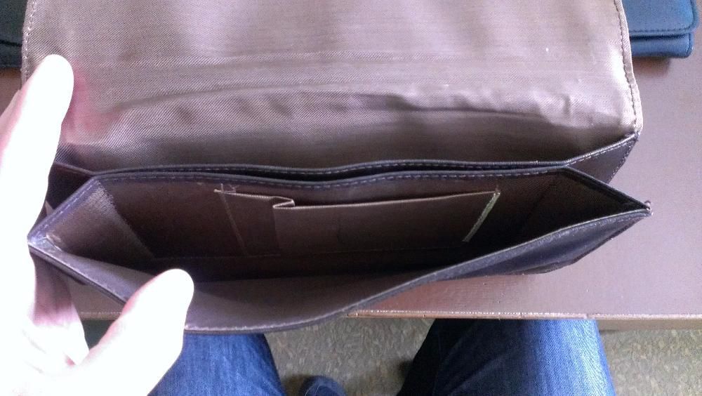 Малки дамски чанти тип портмоне , кожени