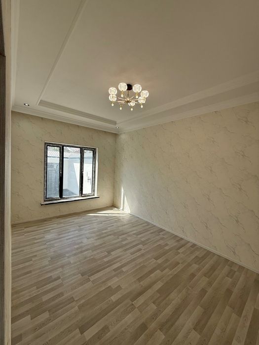 Участка сотилади: 2 сотих. Нархи — 110 000 $. Манзил: Селекция