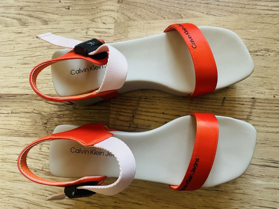 Дамски оригинлни сандали Calvin Klein Jeans