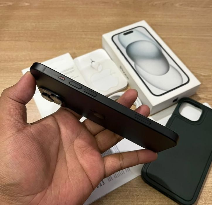 iPhone 15, Как Новый