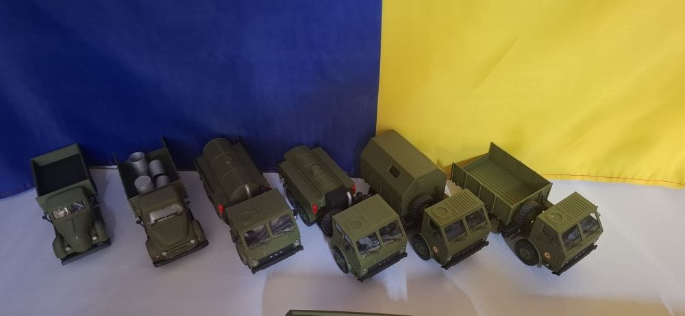 Machete Dac,Bucegi,SR 101 armata,scara 1:43