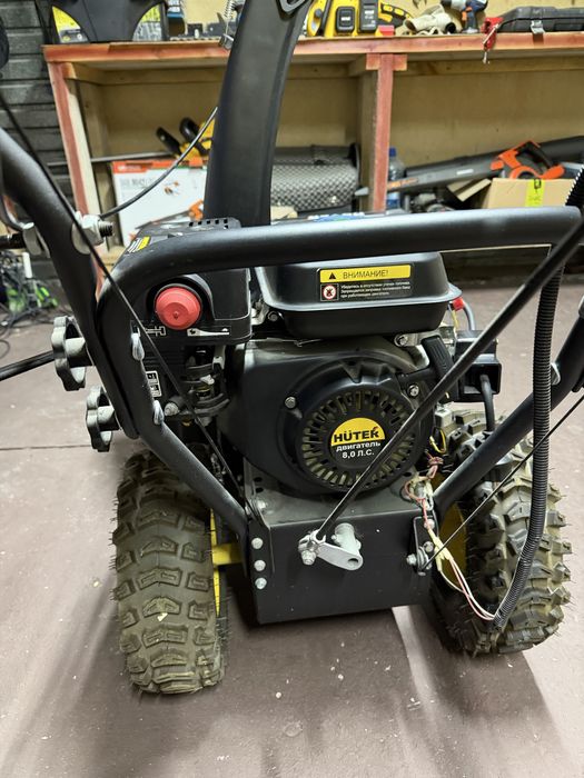 Снегоуборщик HUTER 6000