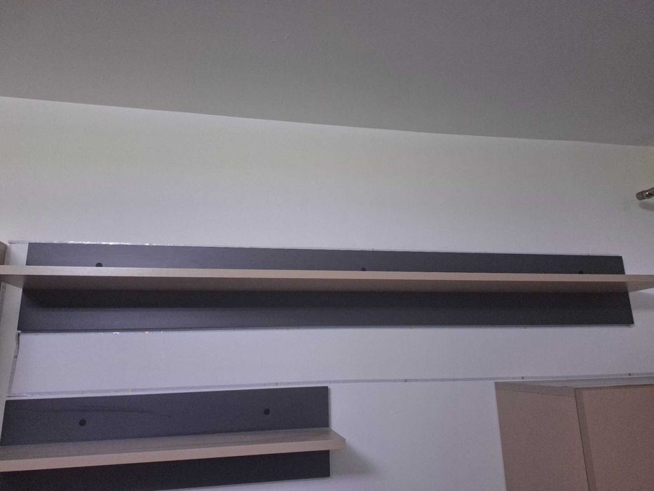 Living. Mobila ieftina