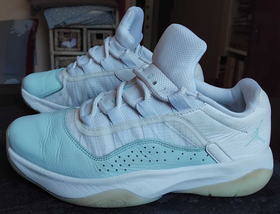 Дамски Nike Air Jordan 11 CMFT Low, цвят „Glacier Blue“- 36,5