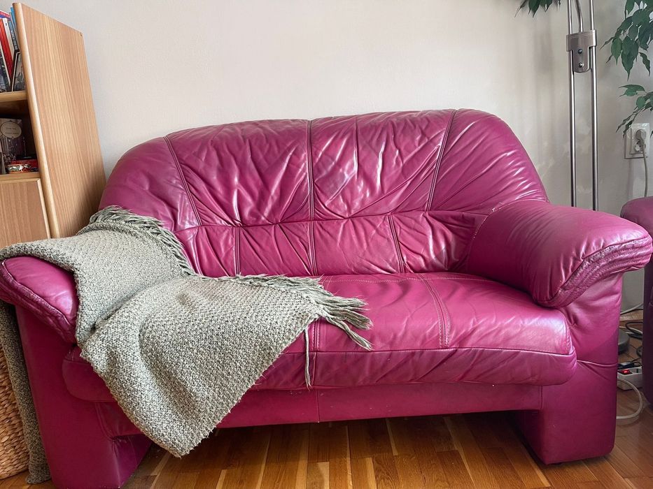 Дивани от естествена кожа 2бр. в цвят вишна/бургунди