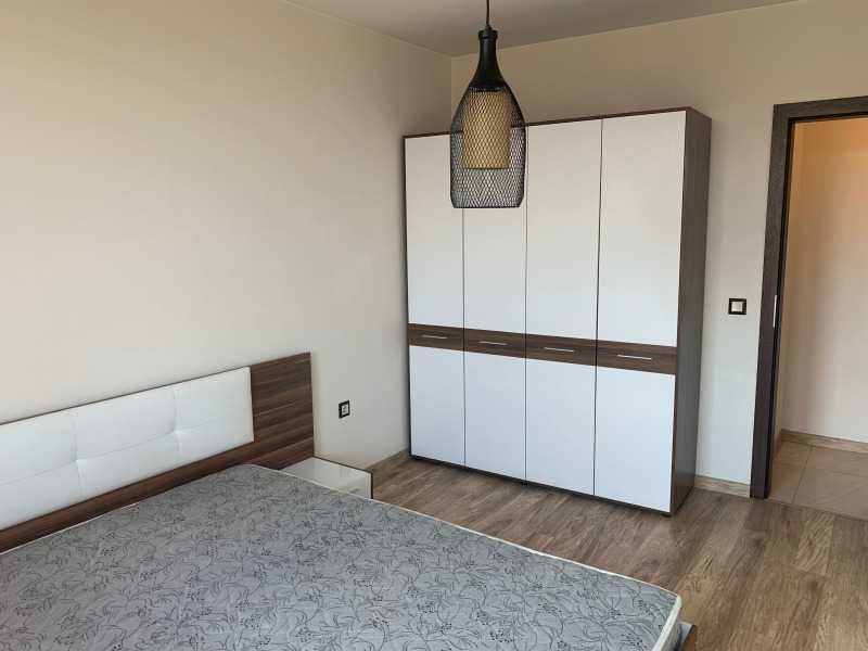 Дава под Наем 3-СТАЕН град София, Редута