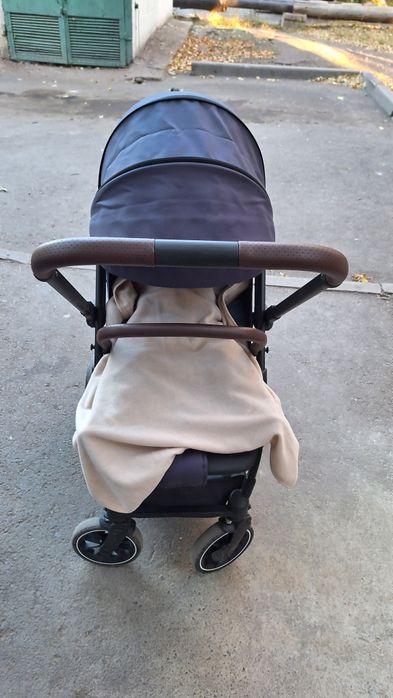 Коляска Tomix Kelly